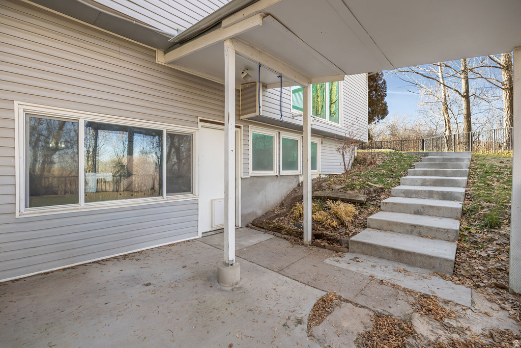 415 E PANORAMIC DR Hyrum, UT 84319
