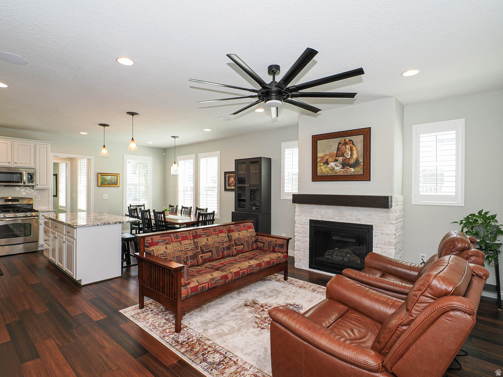 5167 W BOWSTRING WAY South Jordan, UT 84009