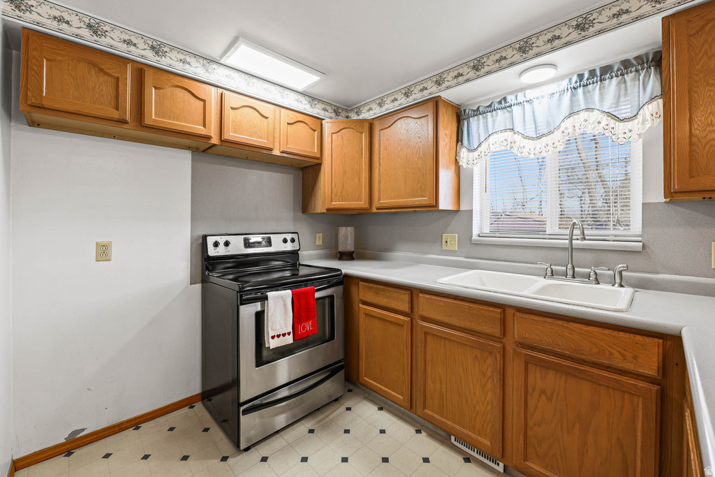 4279 S 4900 W West Valley City, UT 84120