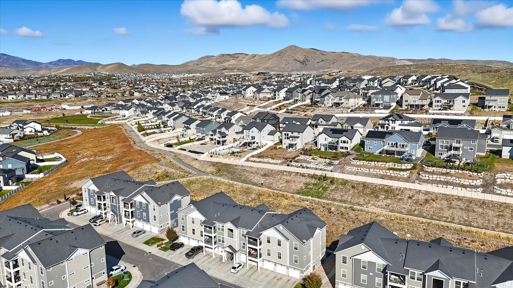 1816 W EAGLEWOOD DR #301 Saratoga Springs, UT 84045