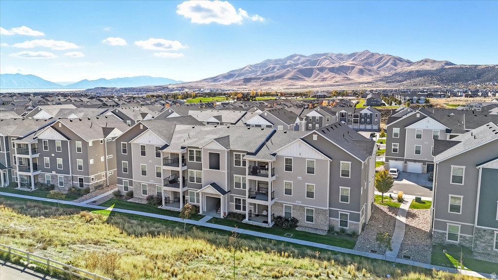 1816 W EAGLEWOOD DR #301 Saratoga Springs, UT 84045
