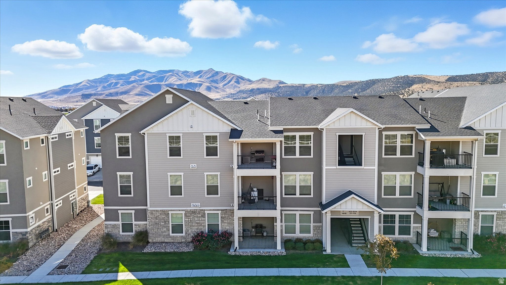 1816 W EAGLEWOOD DR #301 Saratoga Springs, UT 84045