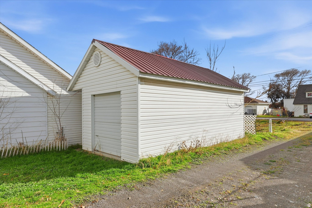 117 N 100 W Tremonton, UT 84337