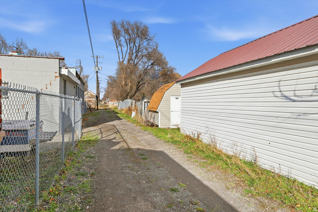 117 N 100 W Tremonton, UT 84337