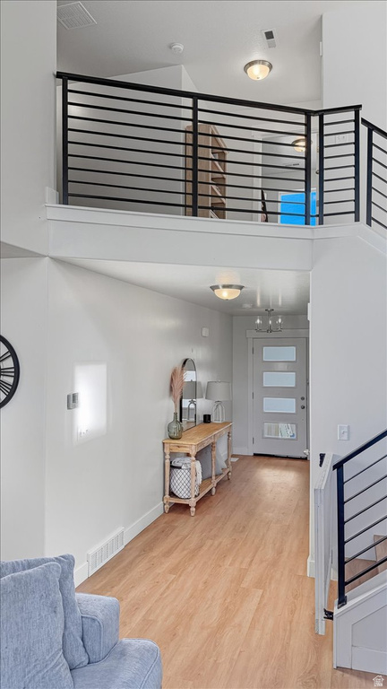 153 N VALCREST DR Saratoga Springs, UT 84045