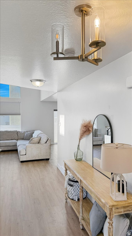 153 N VALCREST DR Saratoga Springs, UT 84045