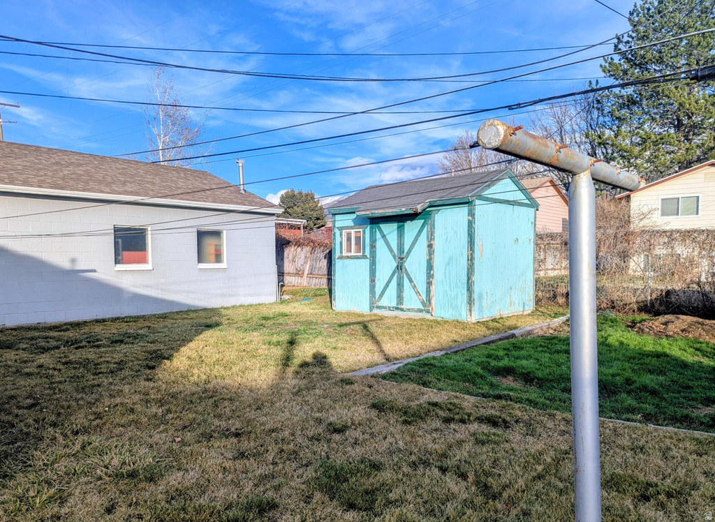 618 VALERIA DR Layton, UT 84041