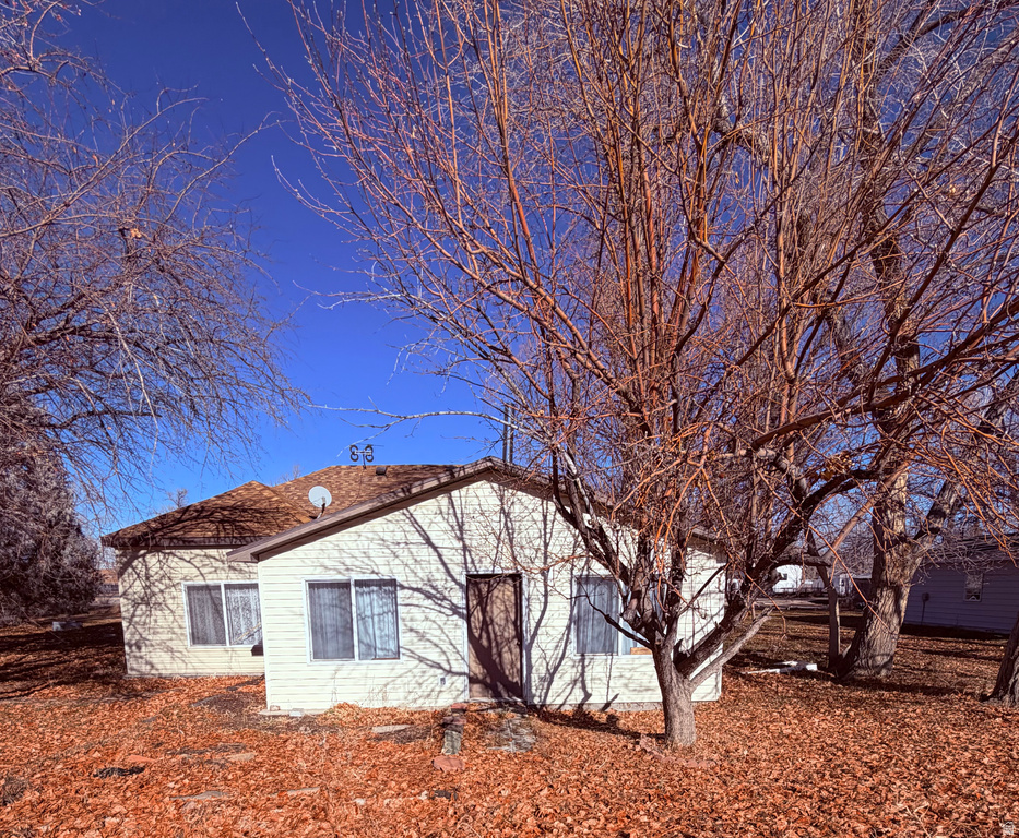 50 S 400 E Myton, UT 84052