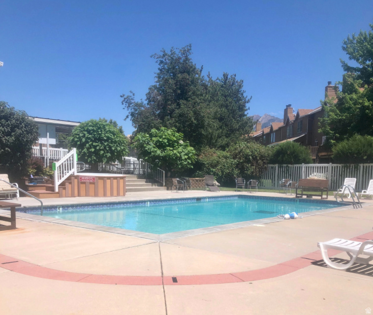 7640 S QUAIL SPRINGS CIR Midvale, UT 84047