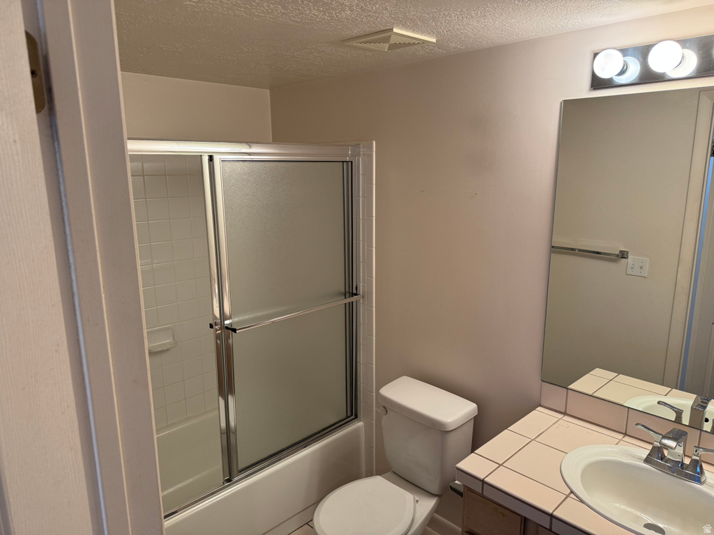 7640 S QUAIL SPRINGS CIR Midvale, UT 84047