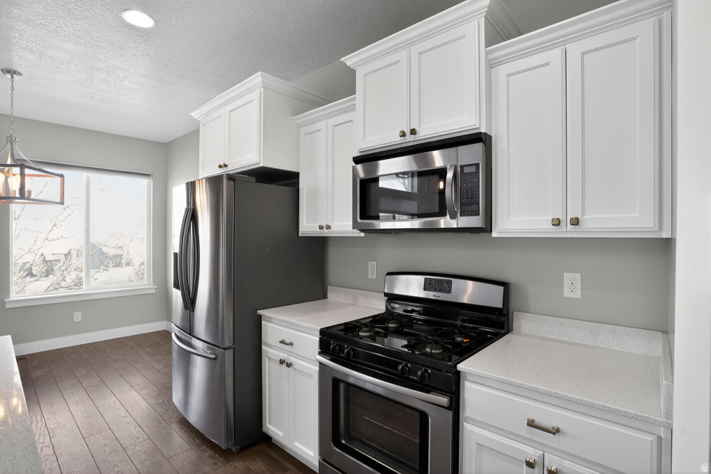 15392 S TARAWA DR Bluffdale, UT 84065