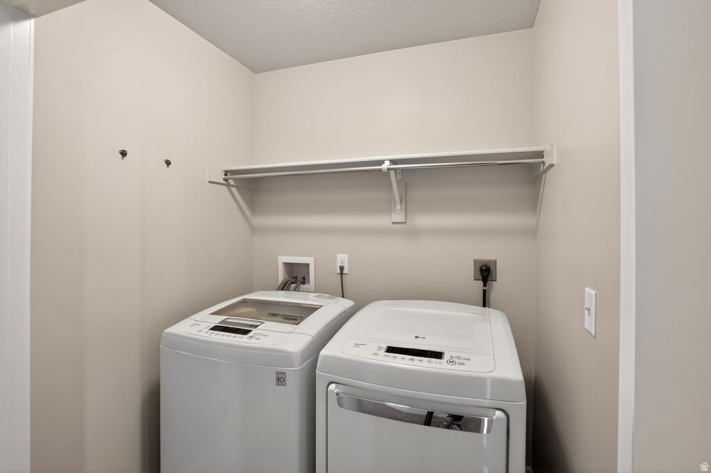 15392 S TARAWA DR Bluffdale, UT 84065