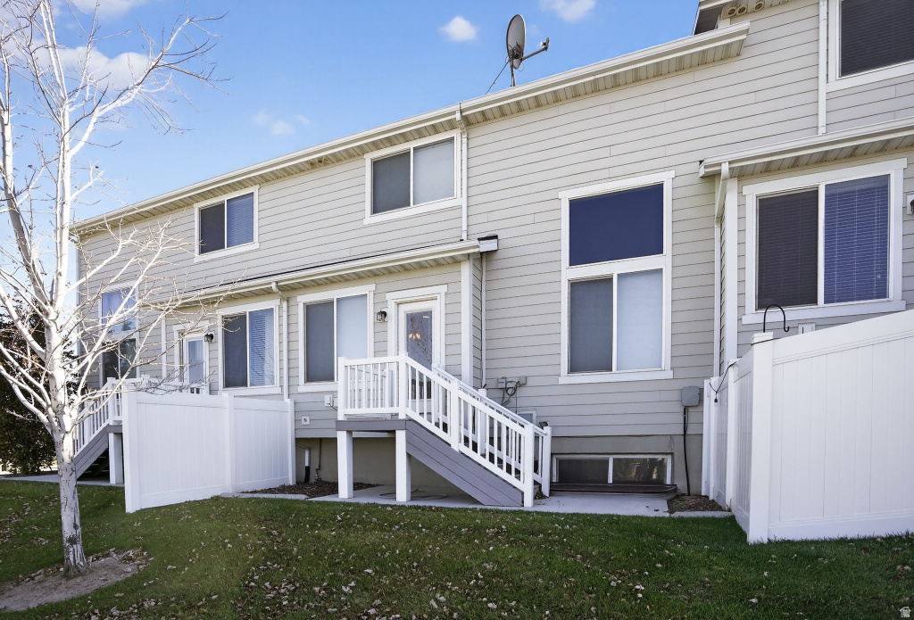 15392 S TARAWA DR Bluffdale, UT 84065