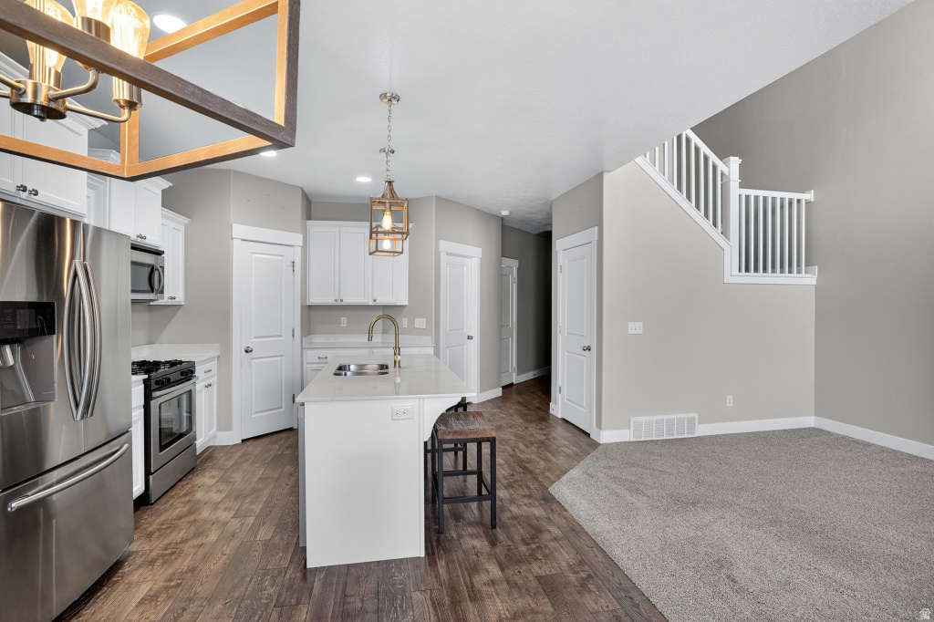 15392 S TARAWA DR Bluffdale, UT 84065