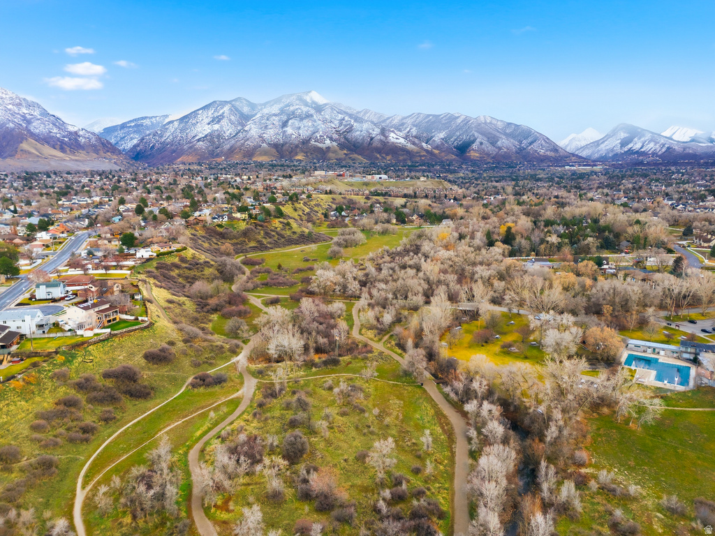 1692 E ENSIGN CT Cottonwood Heights, UT 84121