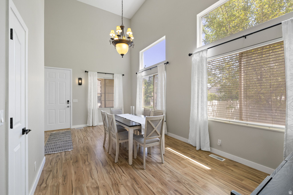 3584 S AUTUMN GATE CT Magna, UT 84044