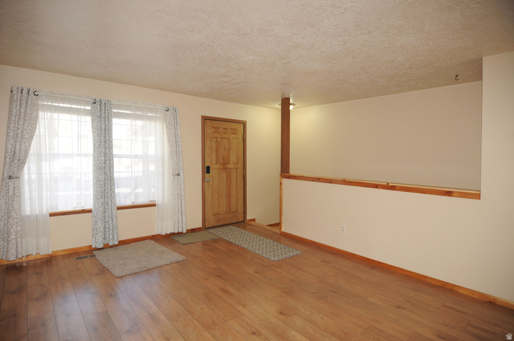 1677 E 1450 S Ogden, UT 84404