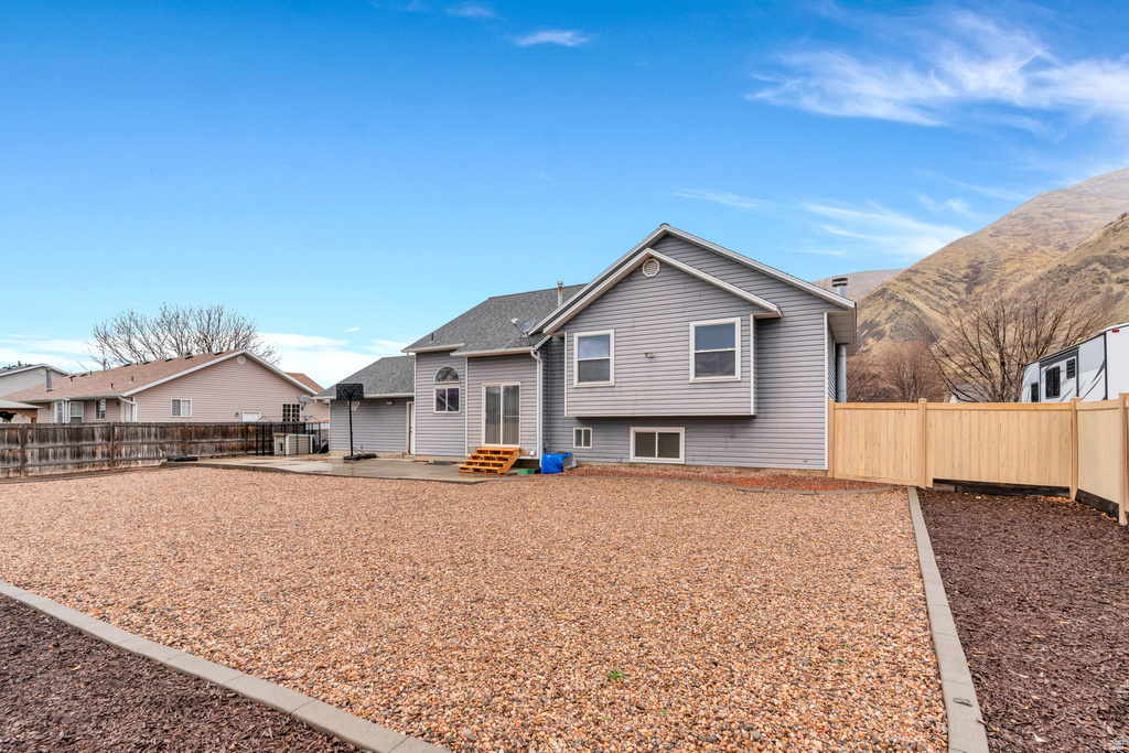 1548 E 350 S Springville, UT 84663