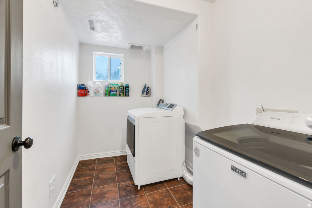 1548 E 350 S Springville, UT 84663