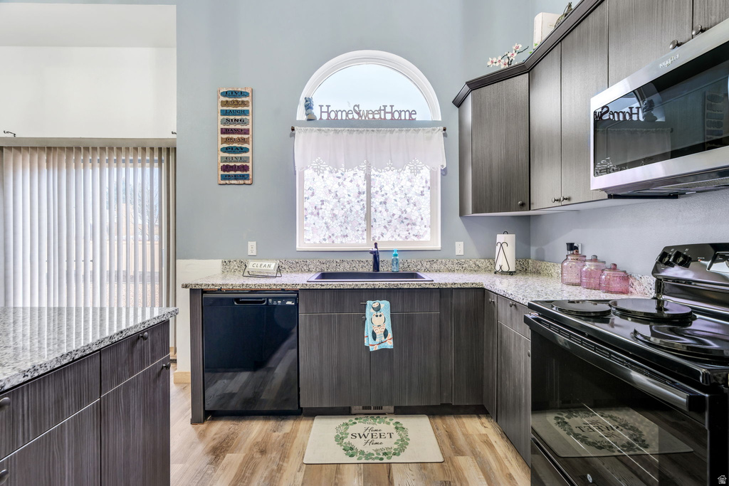 1548 E 350 S Springville, UT 84663