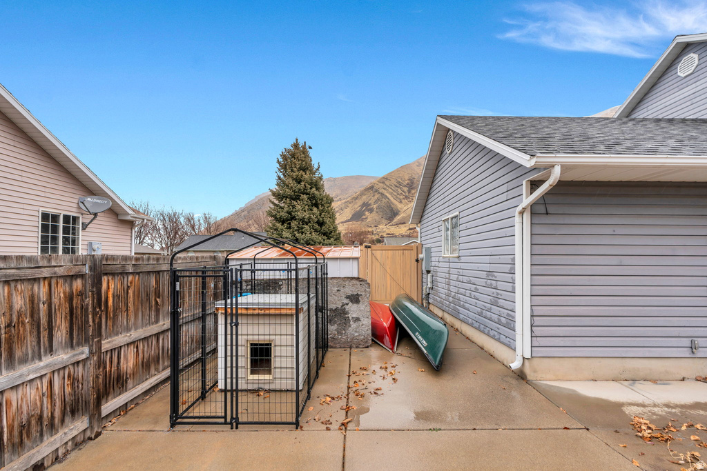 1548 E 350 S Springville, UT 84663