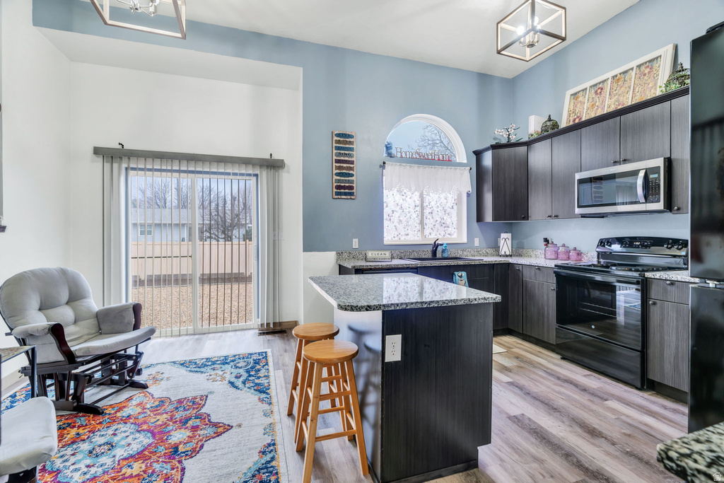 1548 E 350 S Springville, UT 84663