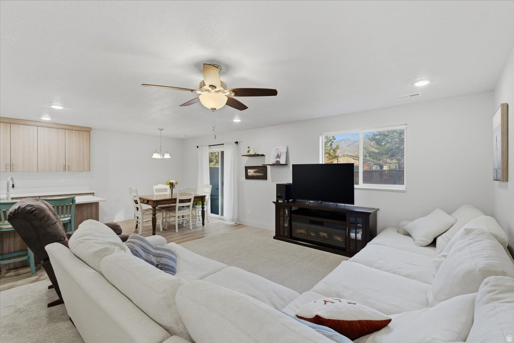 4958 S 475 W Washington Terrace, UT 84405