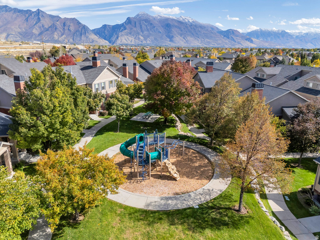 256 E BACKHAND LN Lehi, UT 84043
