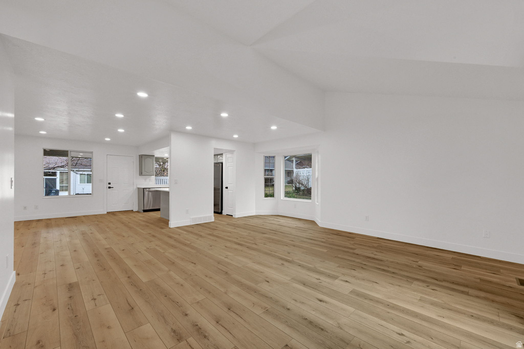 994 E 5750 S South Ogden, UT 84405