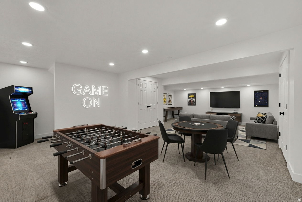 994 E 5750 S South Ogden, UT 84405