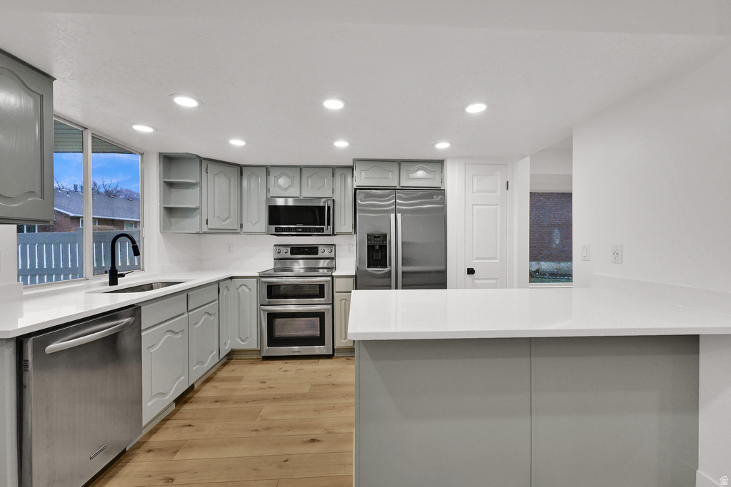 994 E 5750 S South Ogden, UT 84405