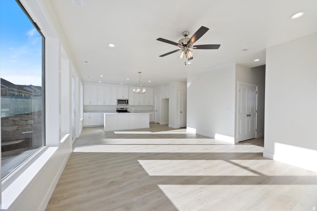 3350 E BAYWATER Eagle Mountain, UT 84005