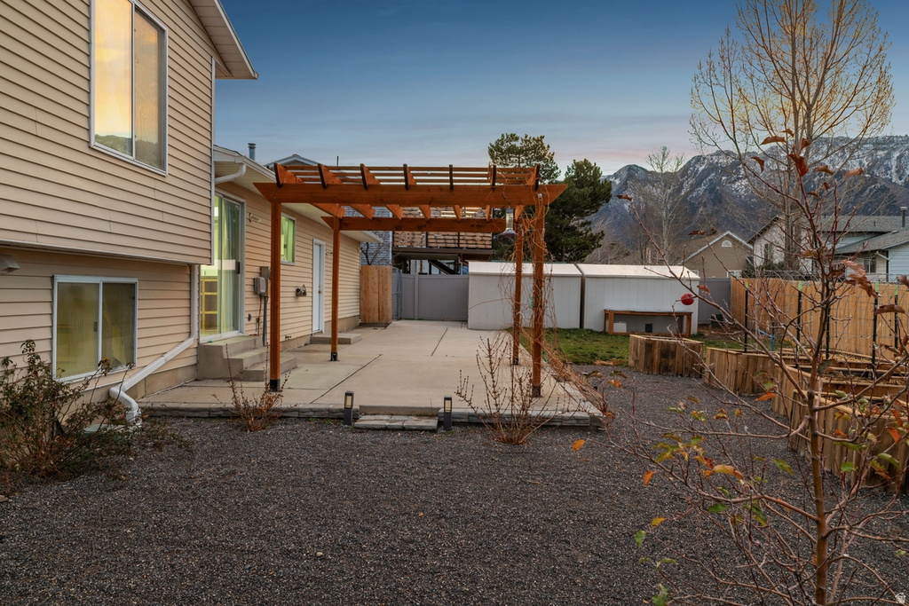 1602 E SEGO LILY DR Sandy, UT 84092