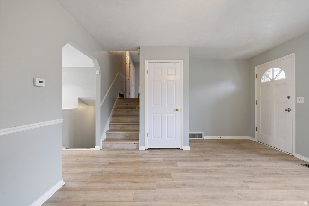 1602 E SEGO LILY DR Sandy, UT 84092