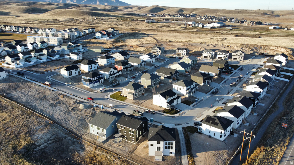 7646 S CLIPPER HILL RD #305 West Jordan, UT 84081