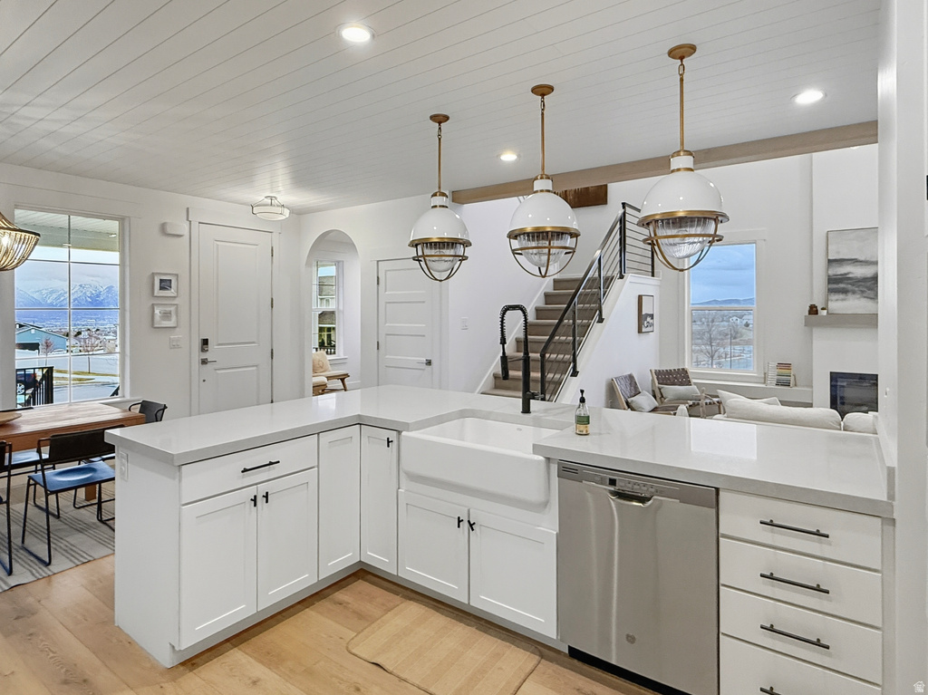 7646 S CLIPPER HILL RD #305 West Jordan, UT 84081