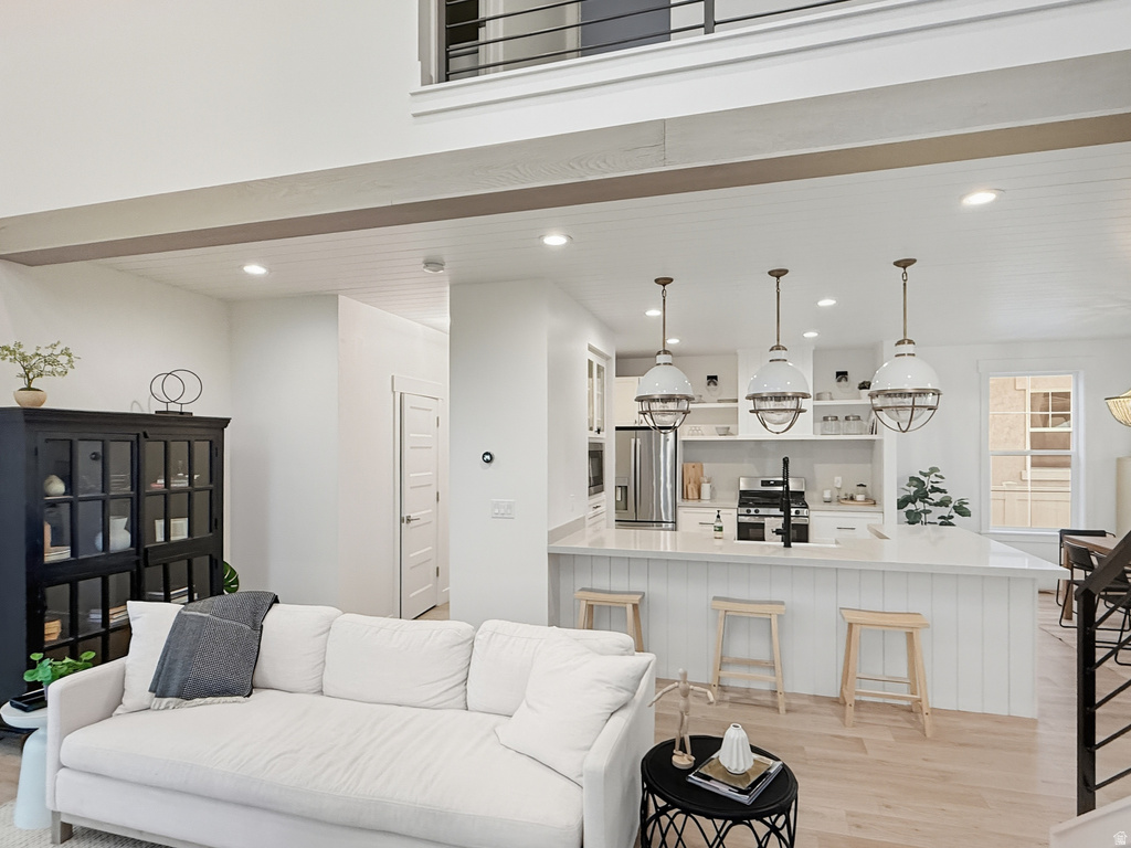 7646 S CLIPPER HILL RD #305 West Jordan, UT 84081