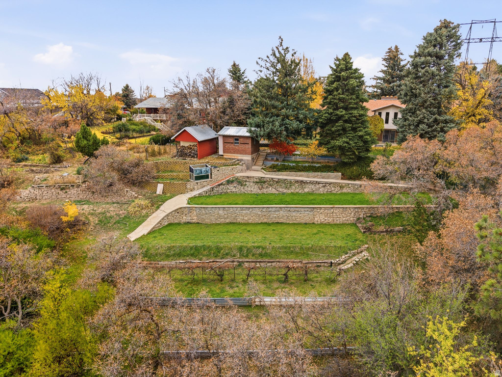 2702 E OAK HILLS DR Layton, UT 84040