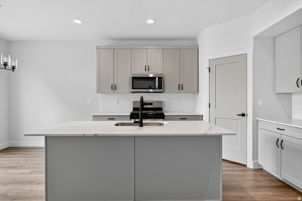 2787 W 2775 N #127 Plain City, UT 84404