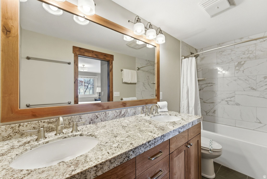 405 SILVER KING DR #110 Park City, UT 84060