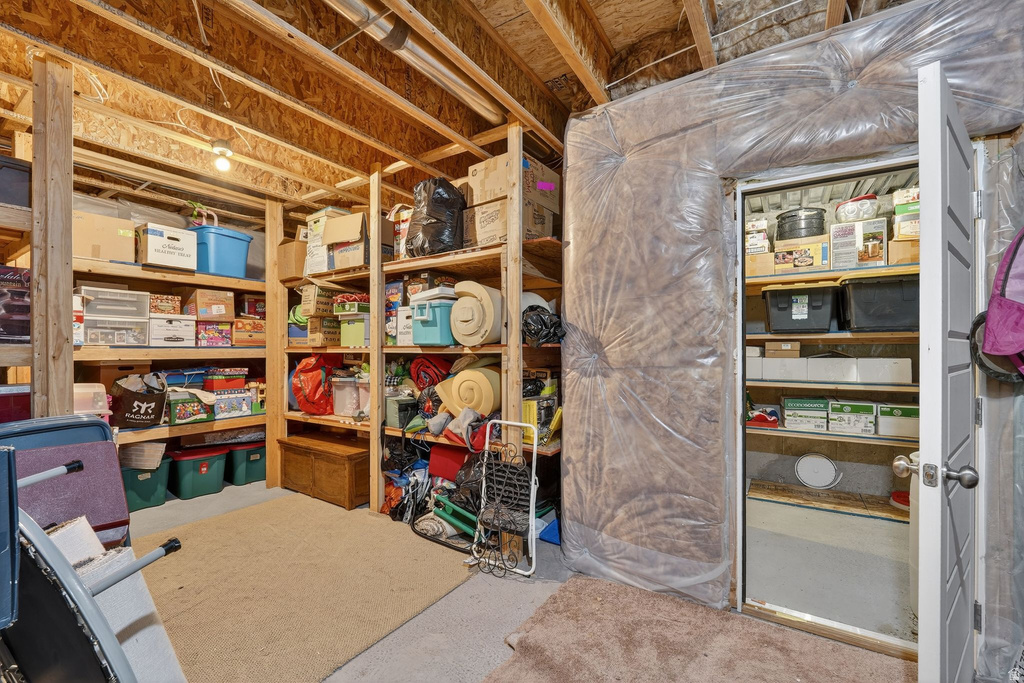 11247 S GREAT NECK DR South Jordan, UT 84009