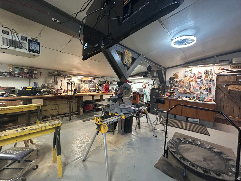 7587 S 39700 W Fruitland, UT 84027