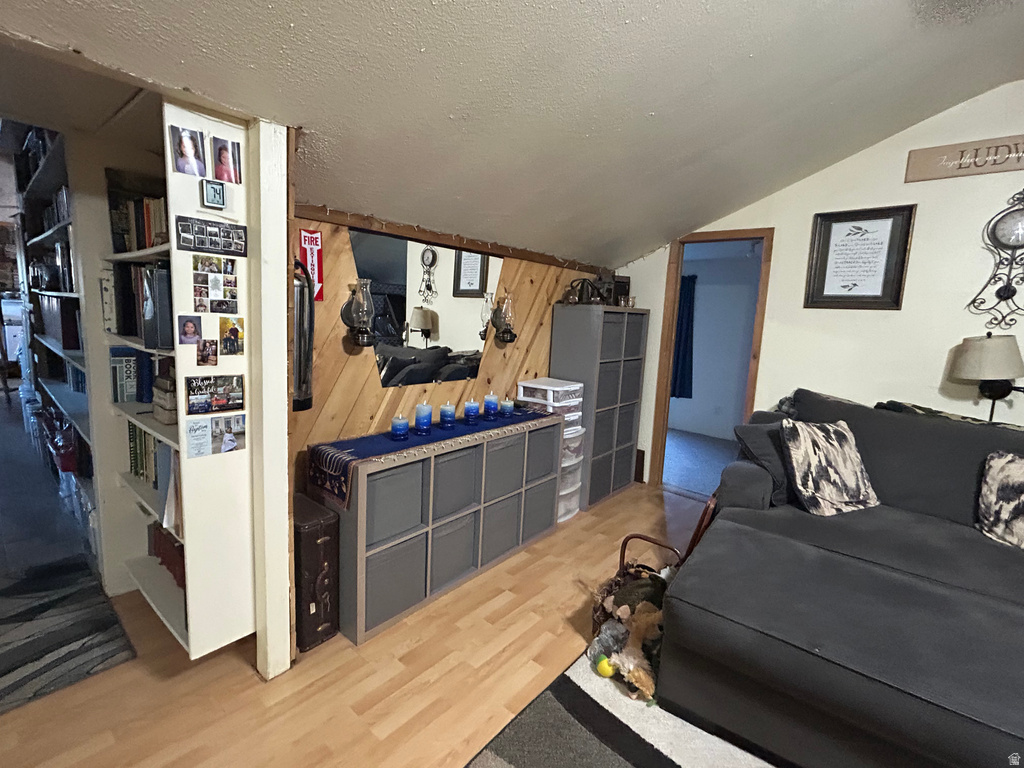 7587 S 39700 W Fruitland, UT 84027