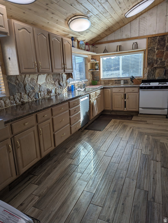 7587 S 39700 W Fruitland, UT 84027