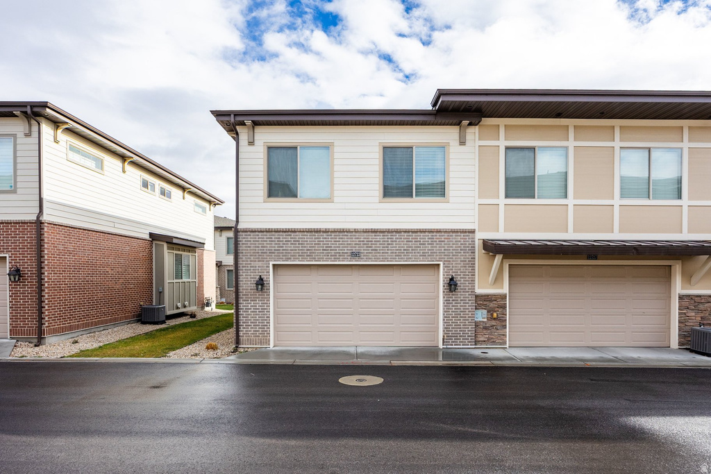 12723 S DOC SORENSON LN Riverton, UT 84065