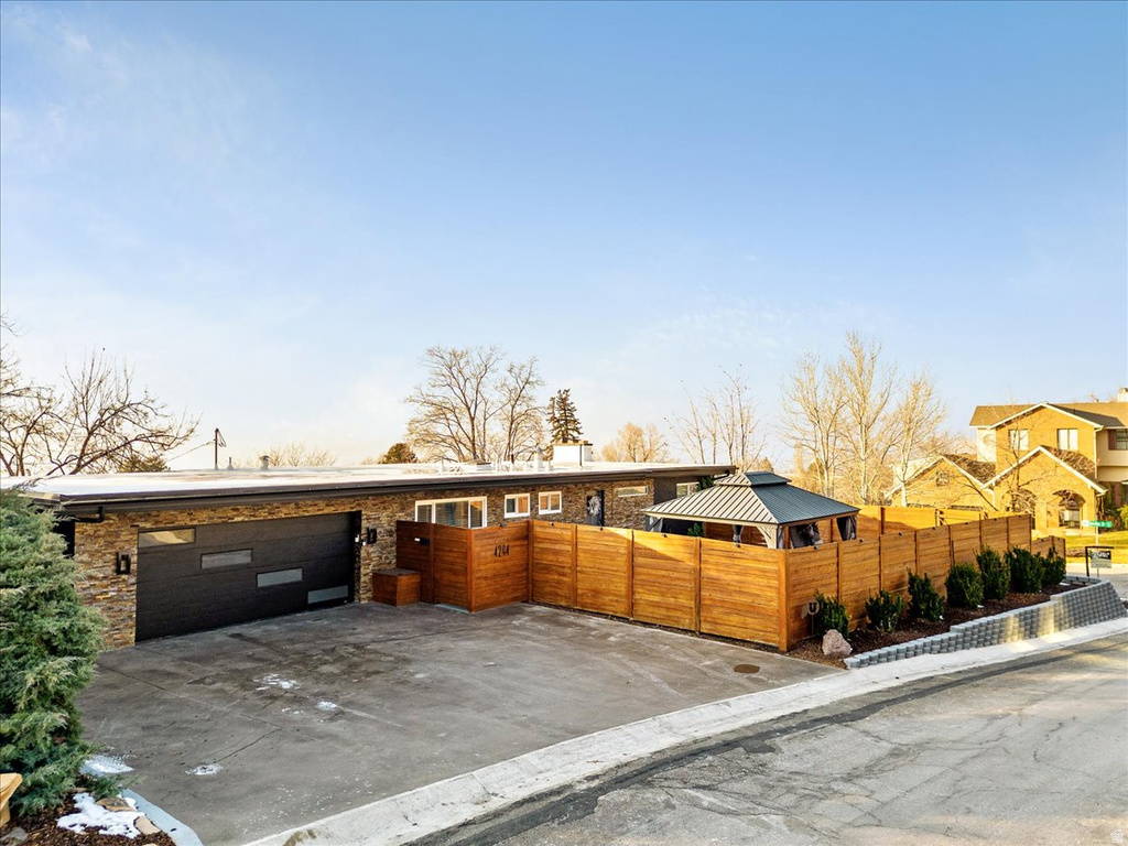 4294 S FORTUNA WAY Salt Lake City, UT 84124