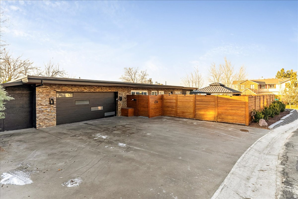 4294 S FORTUNA WAY Salt Lake City, UT 84124