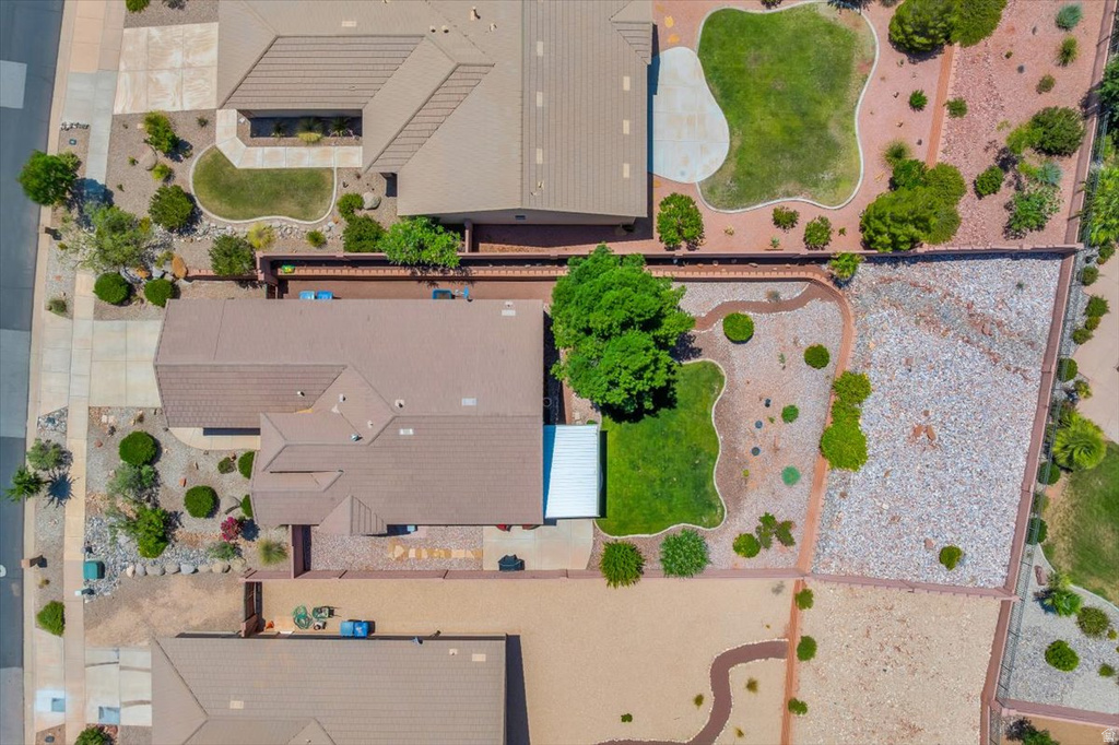 2093 E SLICK ROCK RD Washington, UT 84780