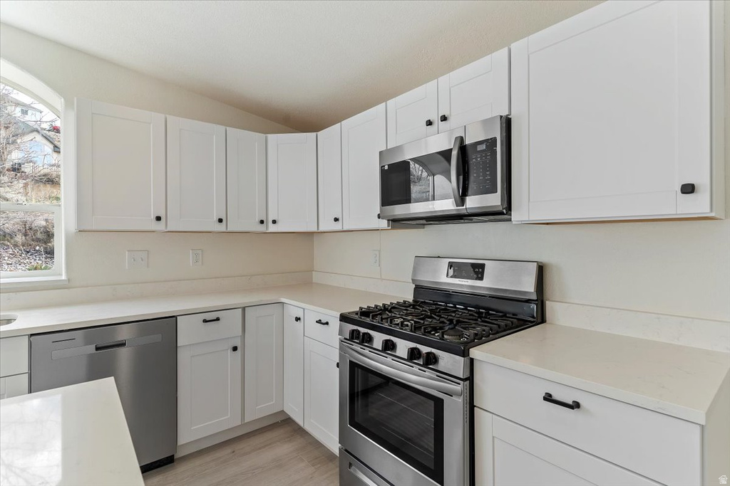 371 E CYNTHIA WAY North Salt Lake, UT 84054