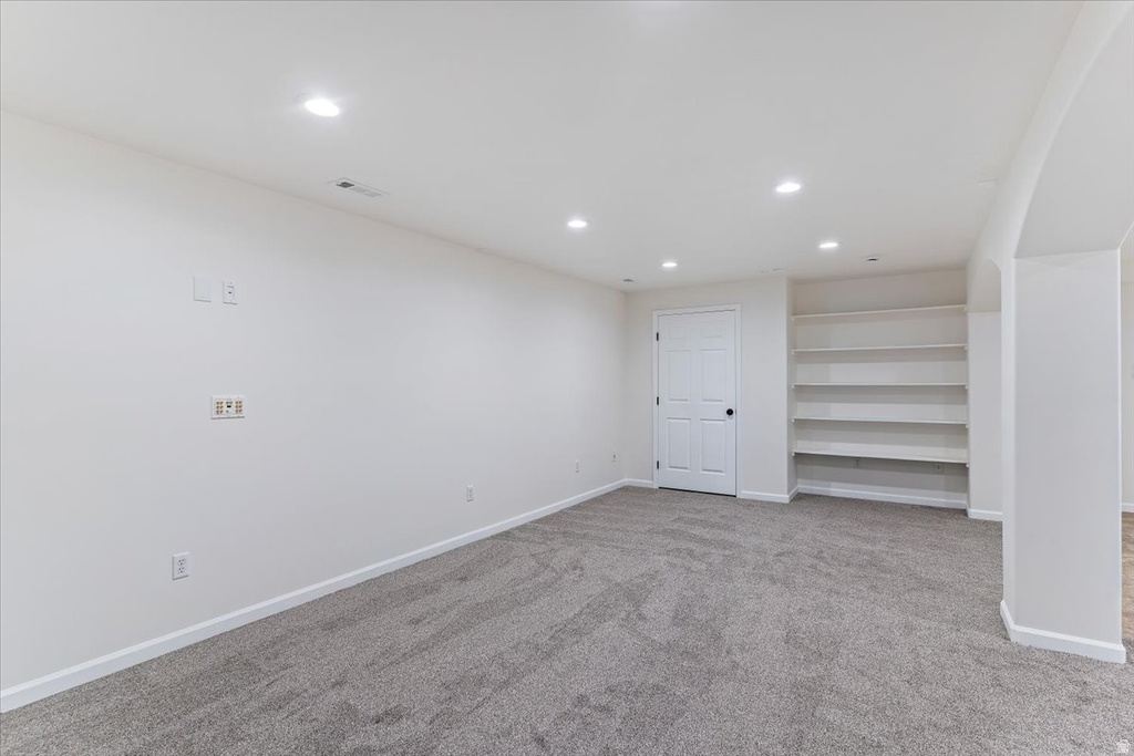 371 E CYNTHIA WAY North Salt Lake, UT 84054